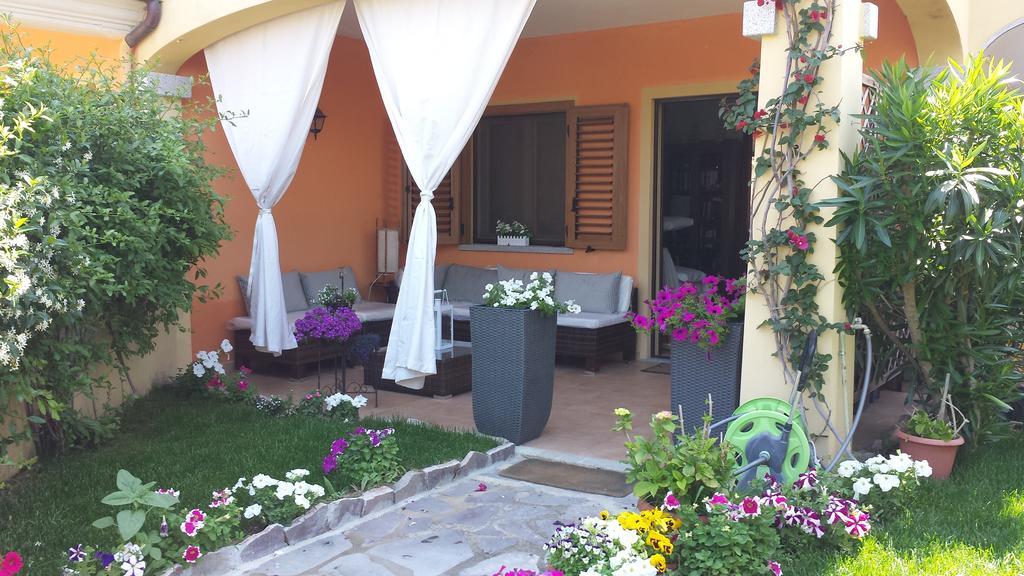 Casa Con Giardino Villa Olbia Buitenkant foto